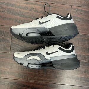 NEW Nike Air Zoom Superrep size 9